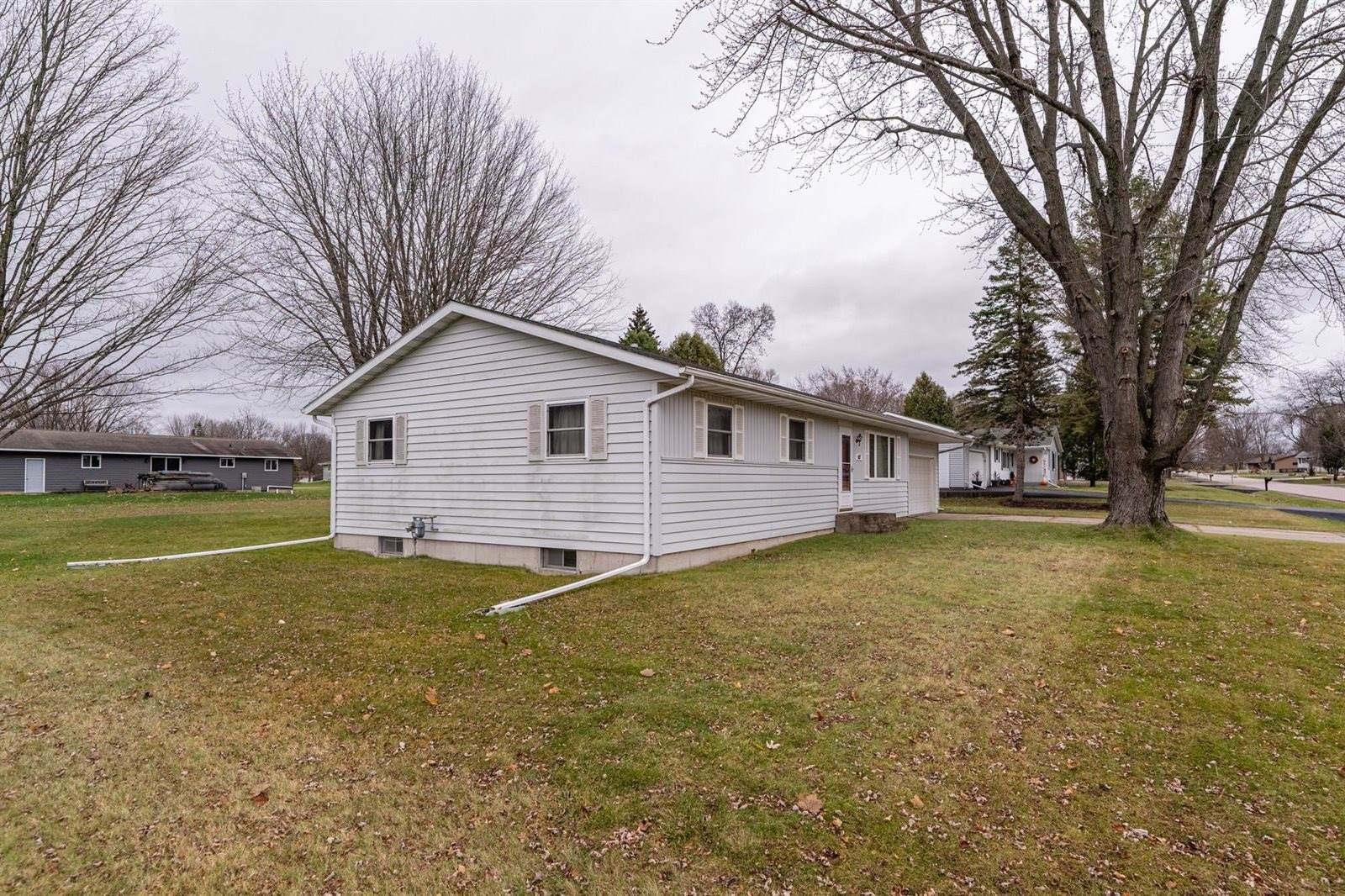 527 N Hume Avenue, Marshfield, WI 54449