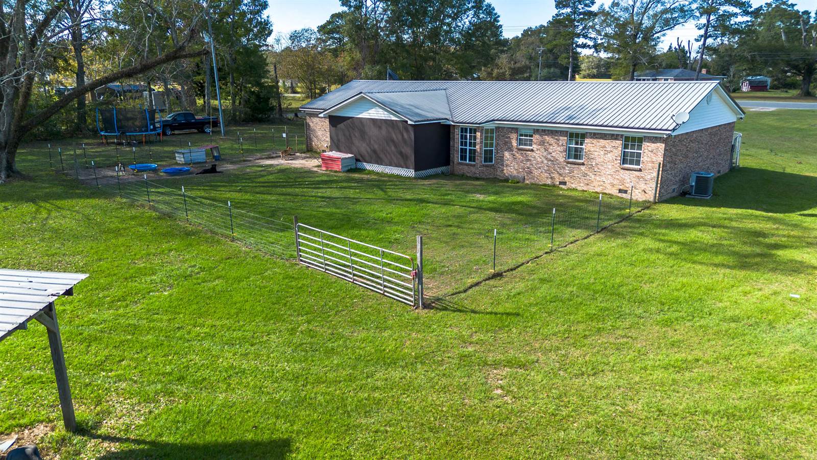 206 Brushy Creek Rd Road, Lucedale, MS 39452