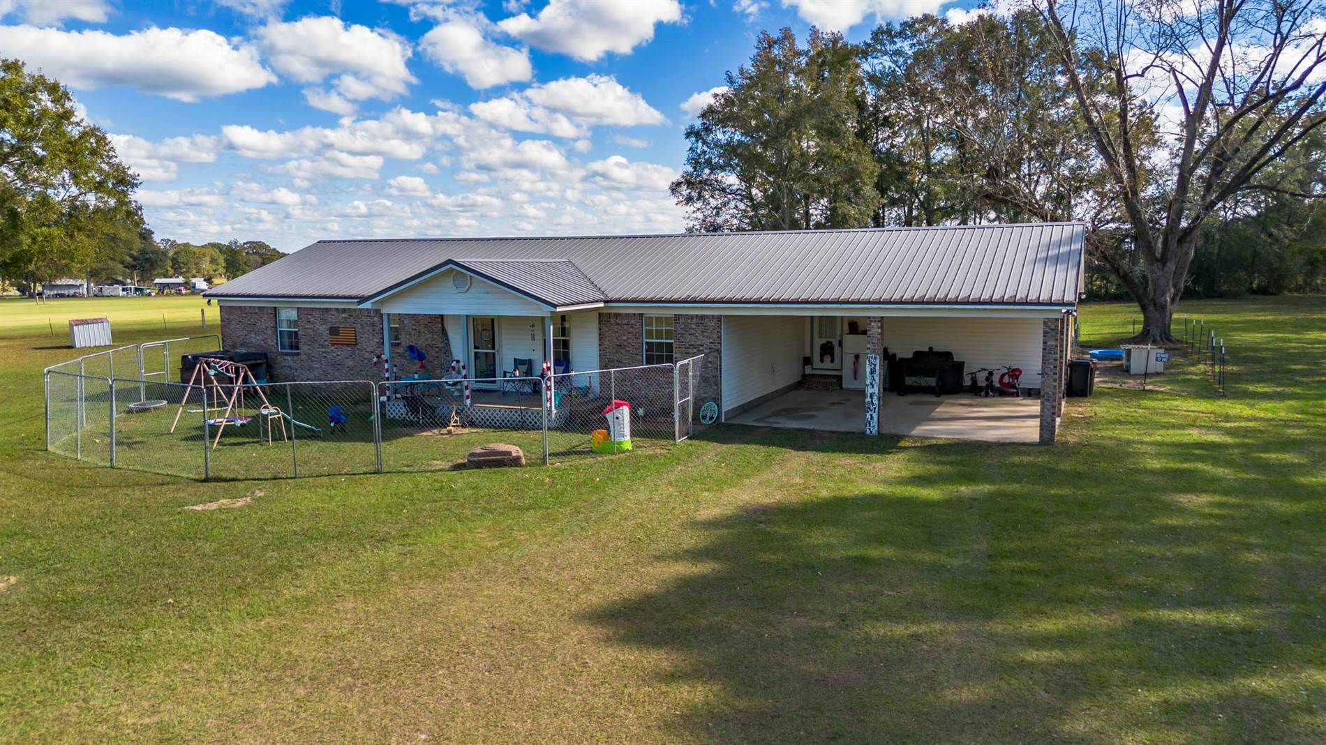 206 Brushy Creek Rd Road, Lucedale, MS 39452