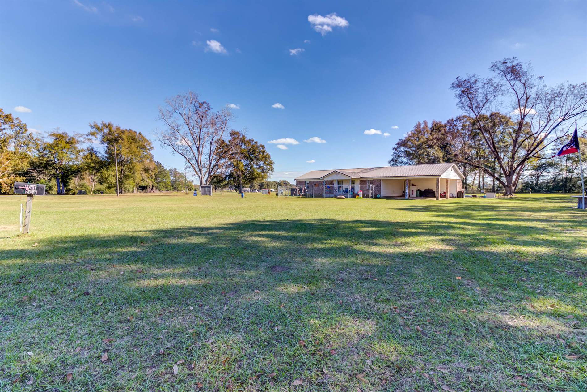 206 Brushy Creek Rd Road, Lucedale, MS 39452