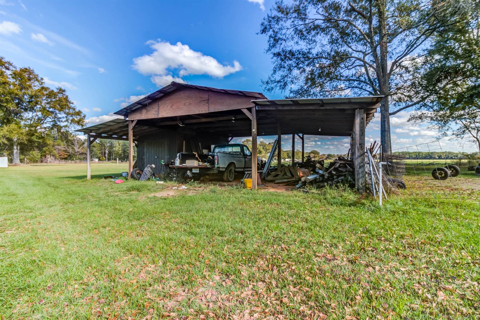 206 Brushy Creek Rd Road, Lucedale, MS 39452