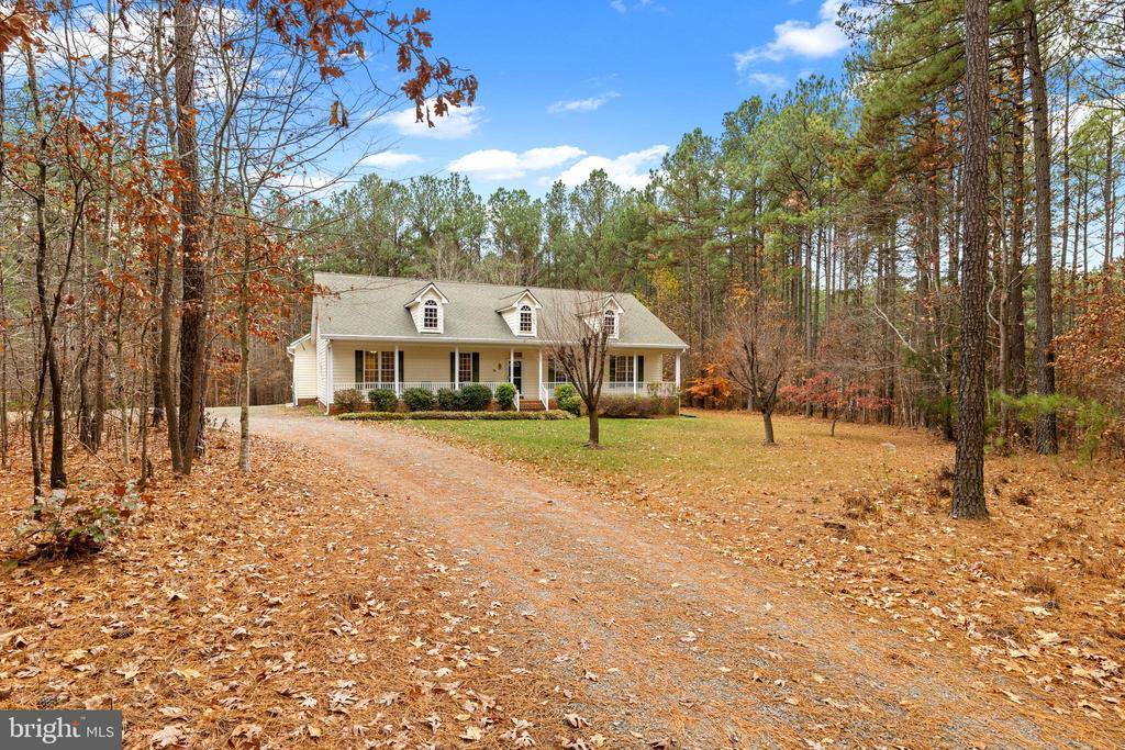 71 Rivers Bend Lane, Bumpass, VA 23024