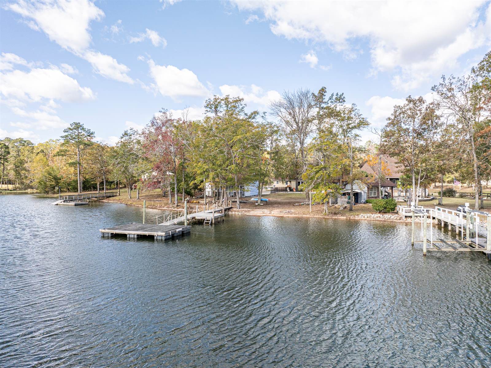 464 Woods Point, Gilbert, SC 29054