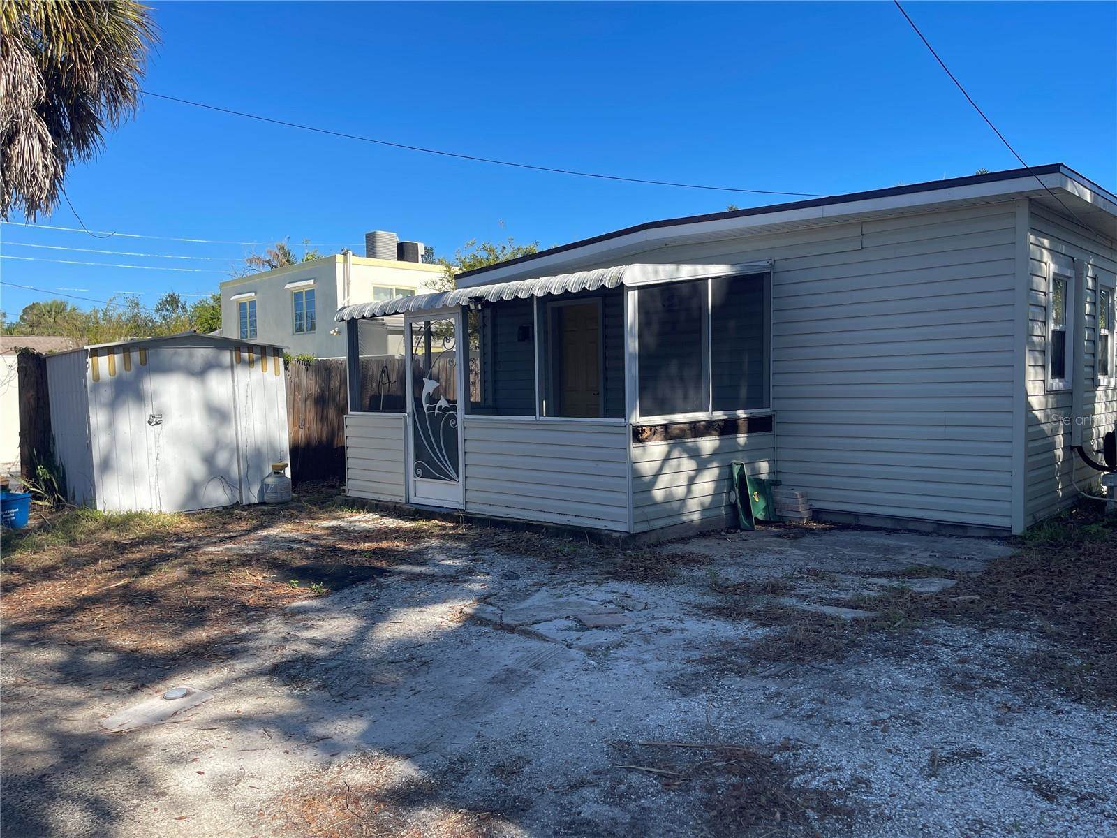 2925 Clinton Street South, Gulfport, FL 33707