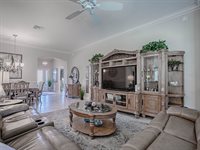 632 Kauska Way, The Villages, FL 32163