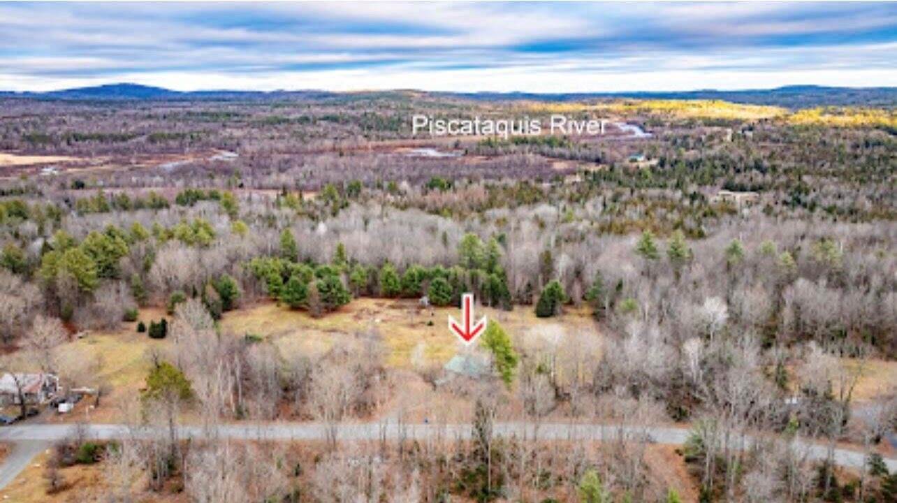 20 Monument Road, Abbot, ME 04406