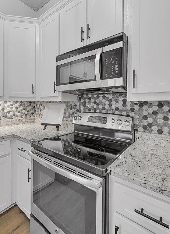 217 Lux Drive, Robinson, TX 76706