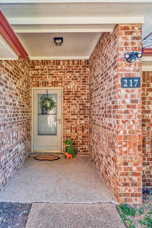 217 Lux Drive, Robinson, TX 76706