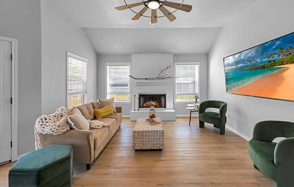 217 Lux Drive, Robinson, TX 76706