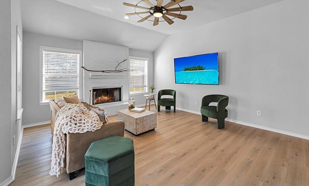 217 Lux Drive, Robinson, TX 76706