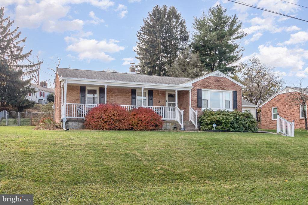 3 Vista Drive, New Cumberland, PA 17070