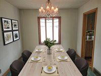 3109 E Maplewood Dr, Wichita, KS 67214