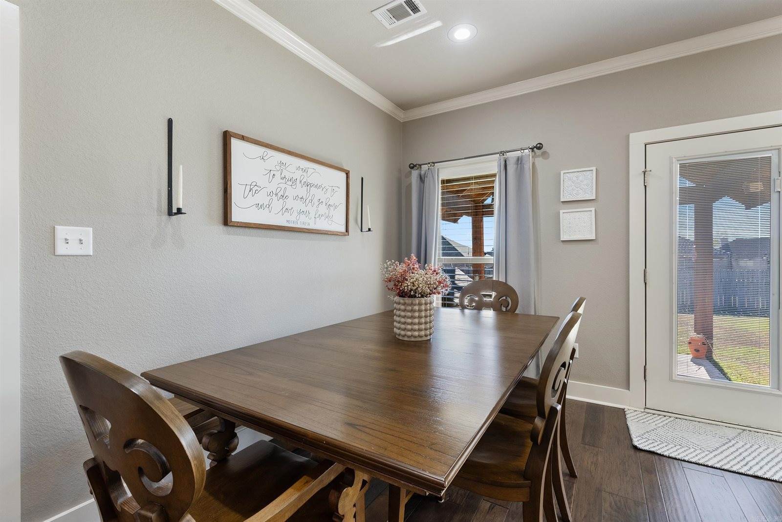 8 Lapis Cove, Greenbrier, AR 72058