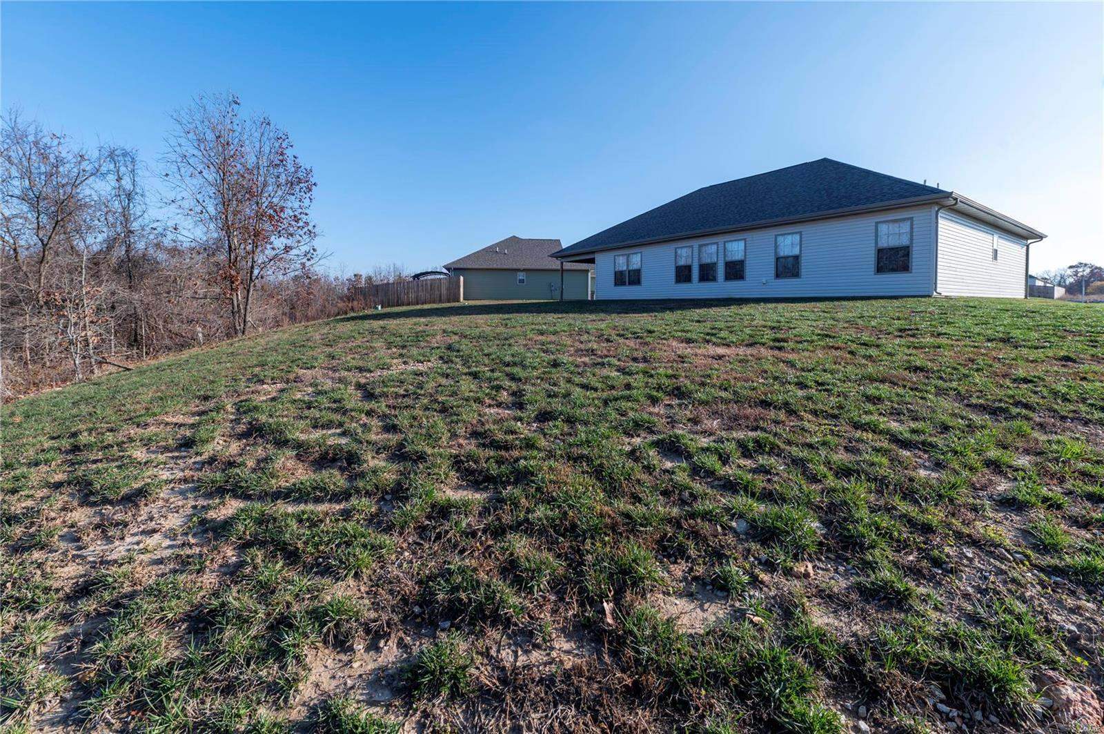 205 Andrews Drive, Saint Robert, MO 65584