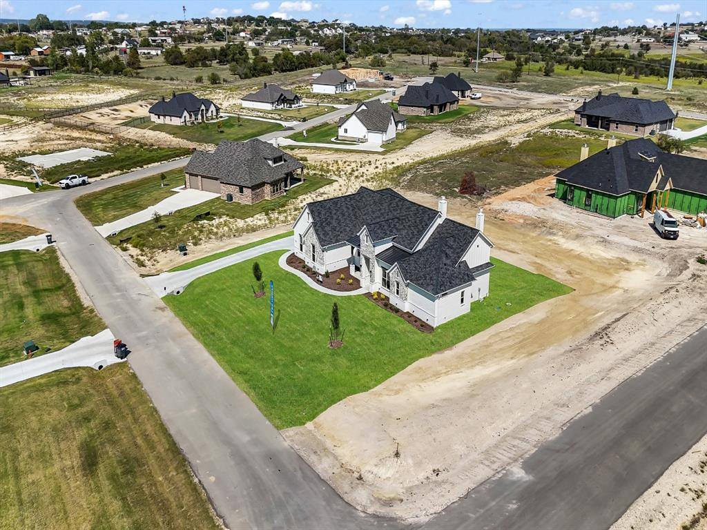 400 Collum View, Azle, TX 76020