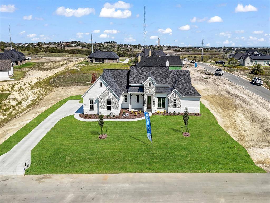 400 Collum View, Azle, TX 76020