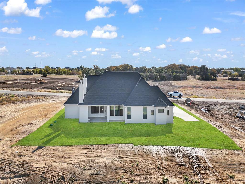 312 Slimp Bluff, Azle, TX 76020