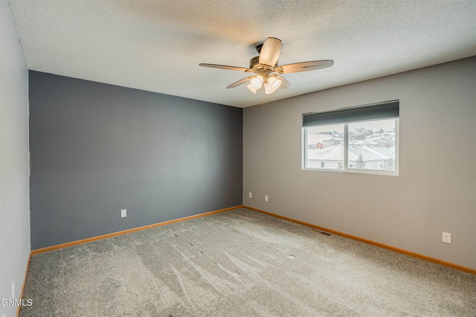 1312 Sorrento Circle, Bismarck, ND 58501