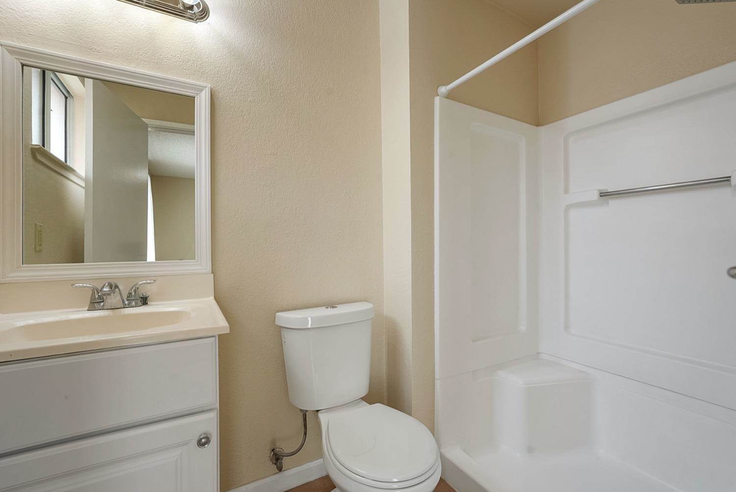 8704 Smith Street, Patterson, CA 95363