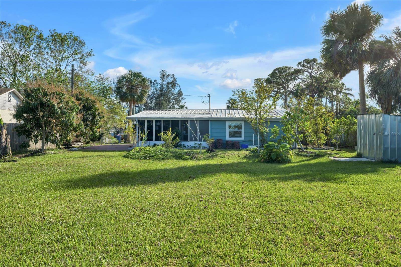 607 2ND Avenue NW, Ruskin, FL 33570