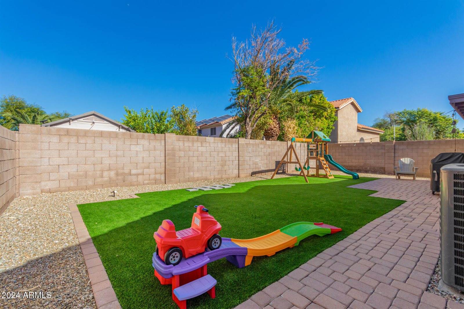 2852 West Gail Drive, Chandler, AZ 85224