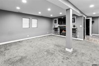 3035 South 134th Avenue, Omaha, NE 68144