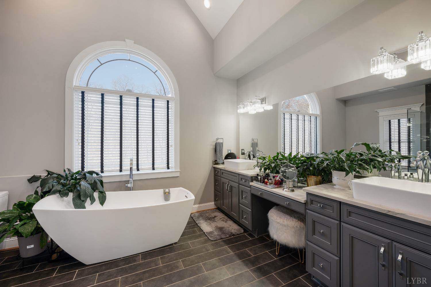 1088 Two Bid Road, Evington, VA 24550