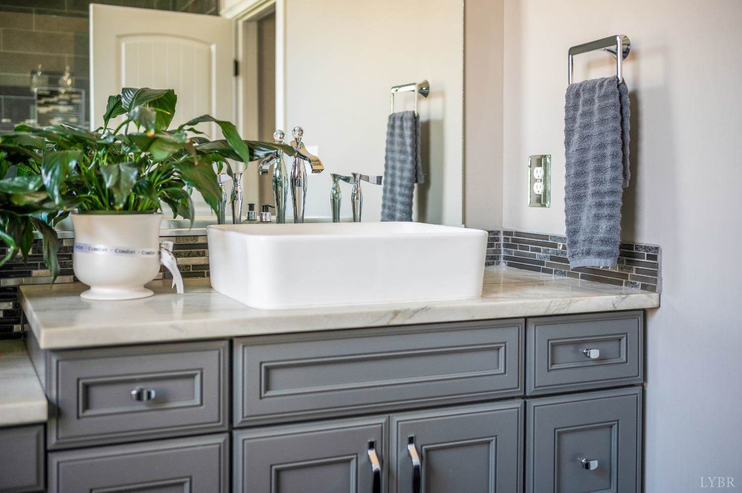 1088 Two Bid Road, Evington, VA 24550