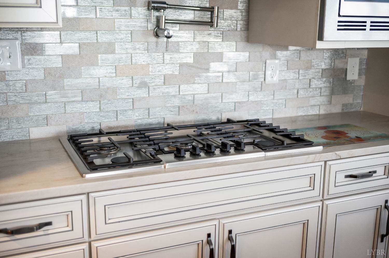 1088 Two Bid Road, Evington, VA 24550