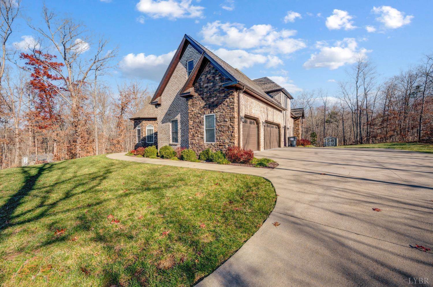 1088 Two Bid Road, Evington, VA 24550