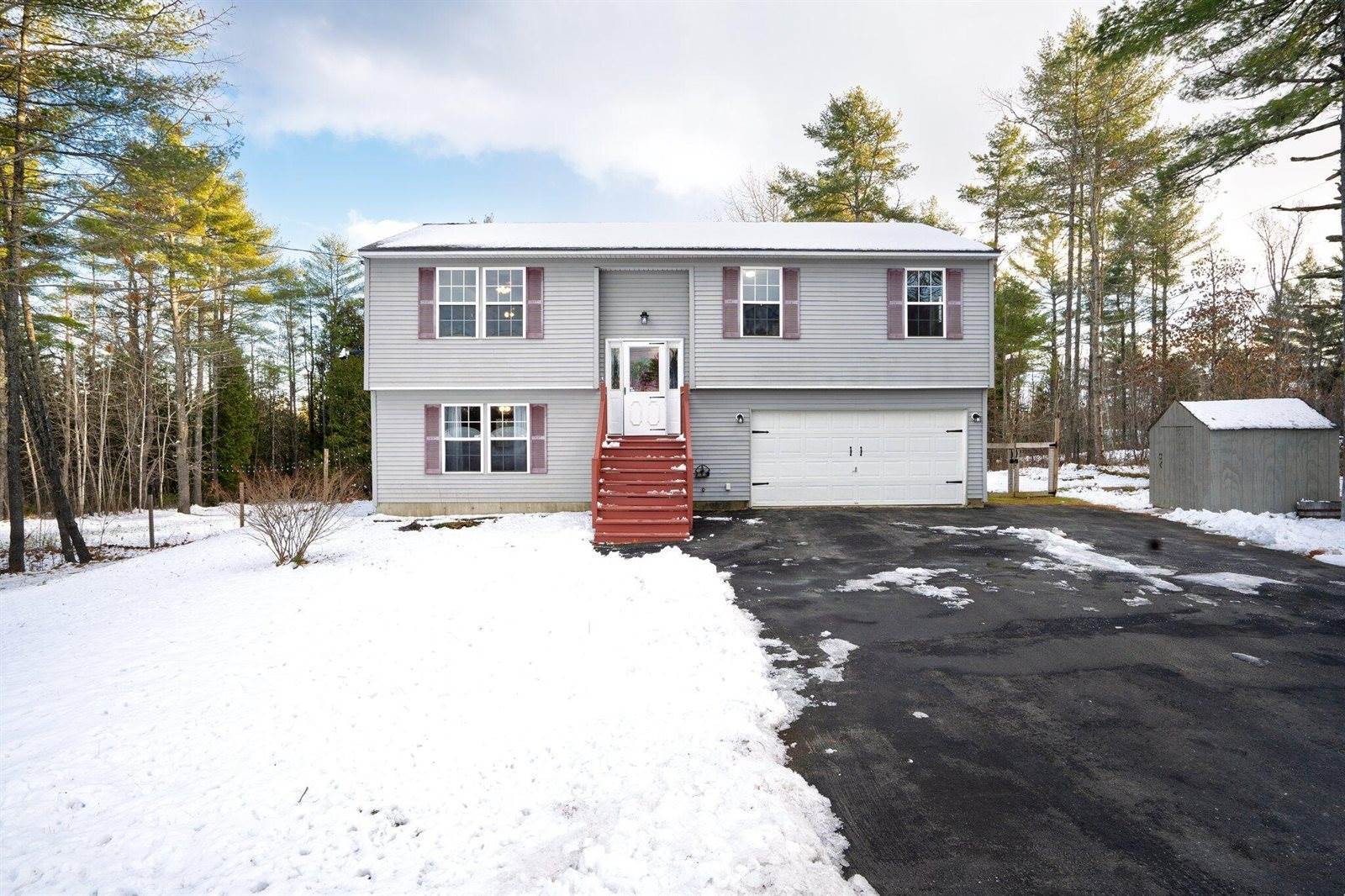 69 New Boston Road, Hermon, ME 04401