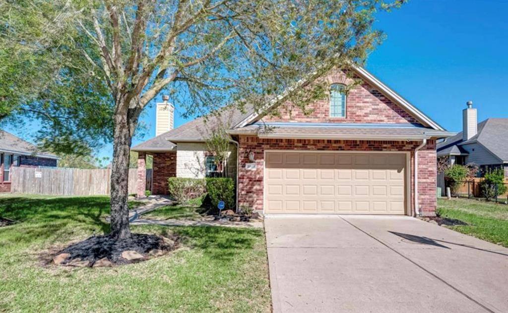 2010 Preston Park, Rosenberg, TX 77471