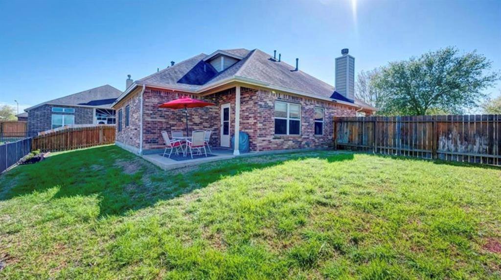 2010 Preston Park, Rosenberg, TX 77471