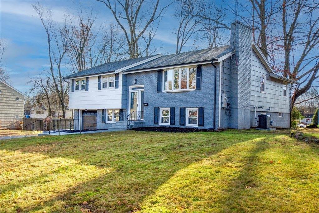 24 Morningside Dr, Norwood, MA 02062