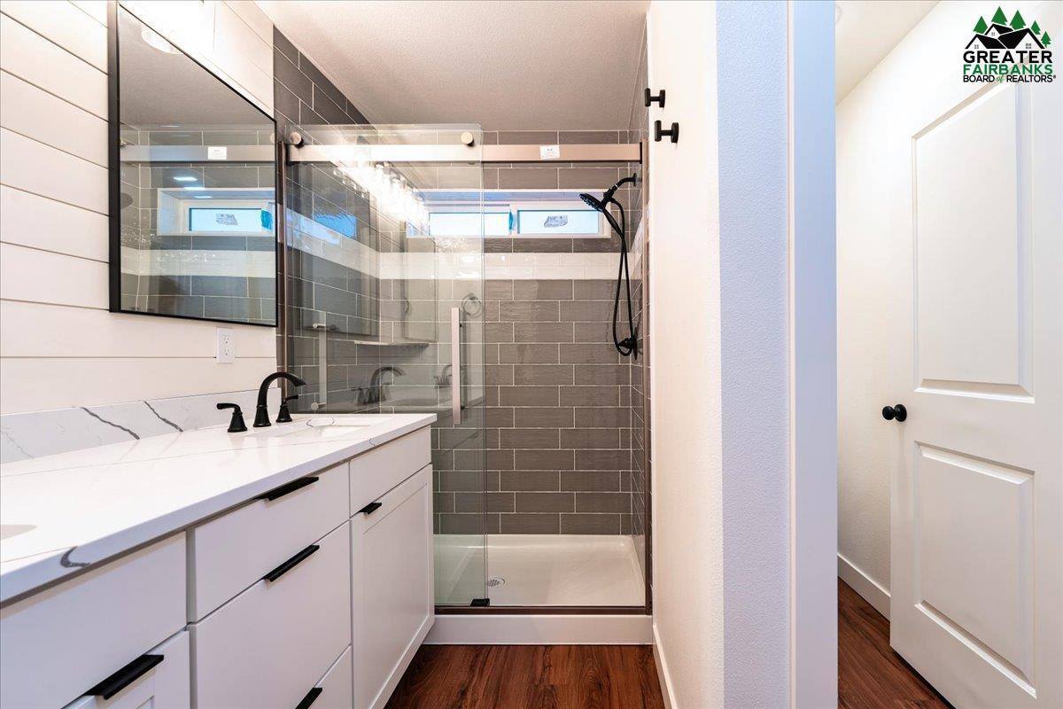 980 Refinery Loop, North Pole, AK 99705