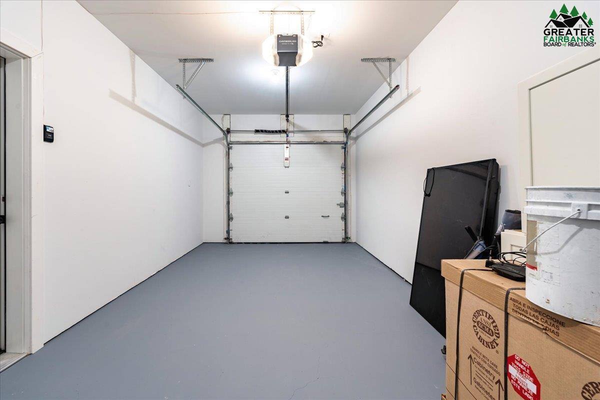 980 Refinery Loop, North Pole, AK 99705