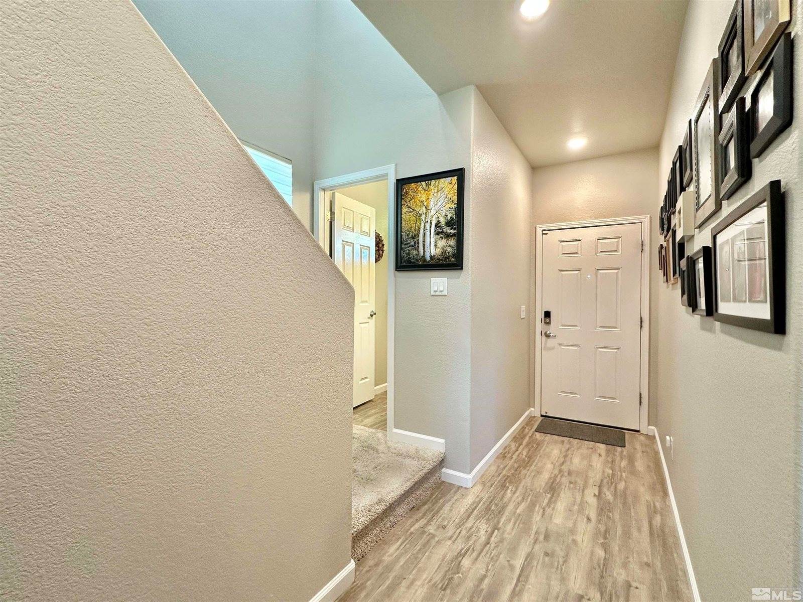 2015 Painted Sky Way, Sun Valley, NV 89433