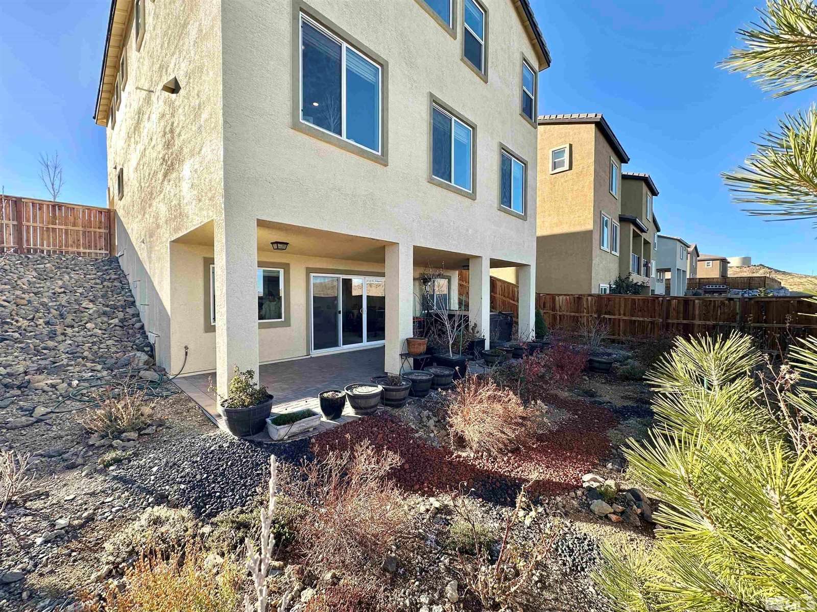 2015 Painted Sky Way, Sun Valley, NV 89433