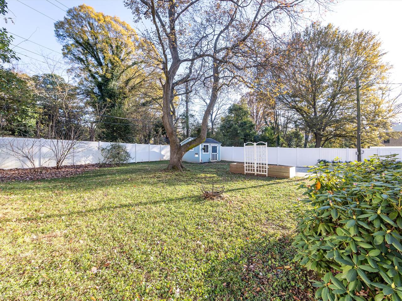 2711 Cowles Road, Charlotte, NC 28208