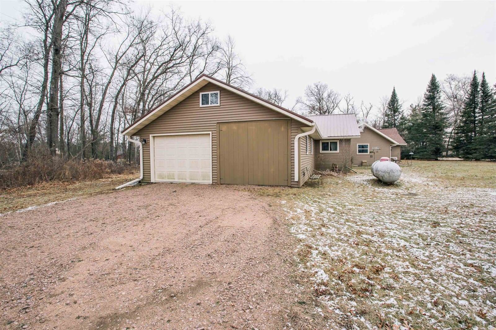 N4307 Snyder Lake Road, Neillsville, WI 54456