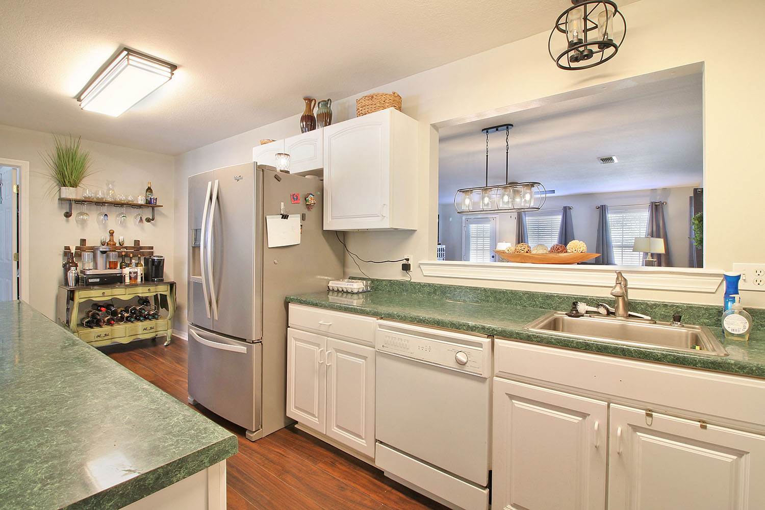 226 Audrey Circle, Ocean Springs, MS 39564