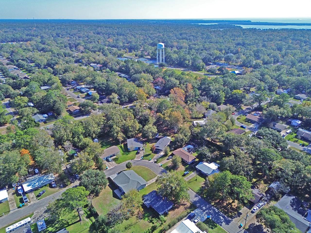 226 Audrey Circle, Ocean Springs, MS 39564