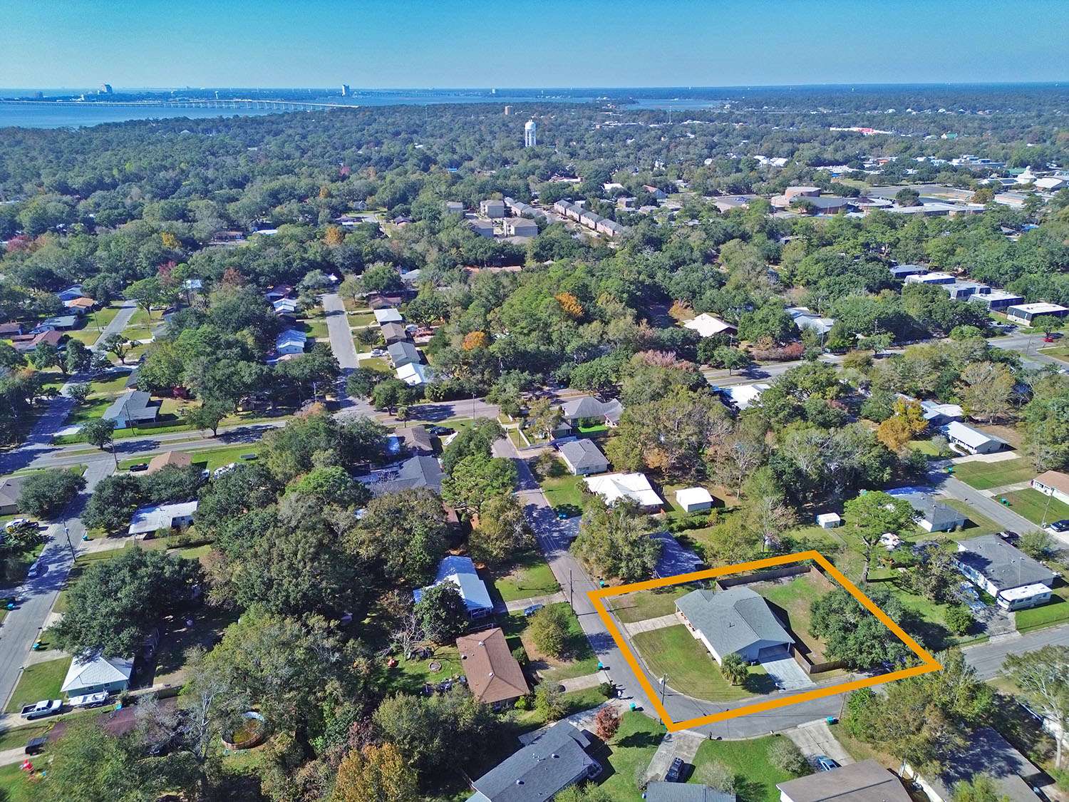 226 Audrey Circle, Ocean Springs, MS 39564