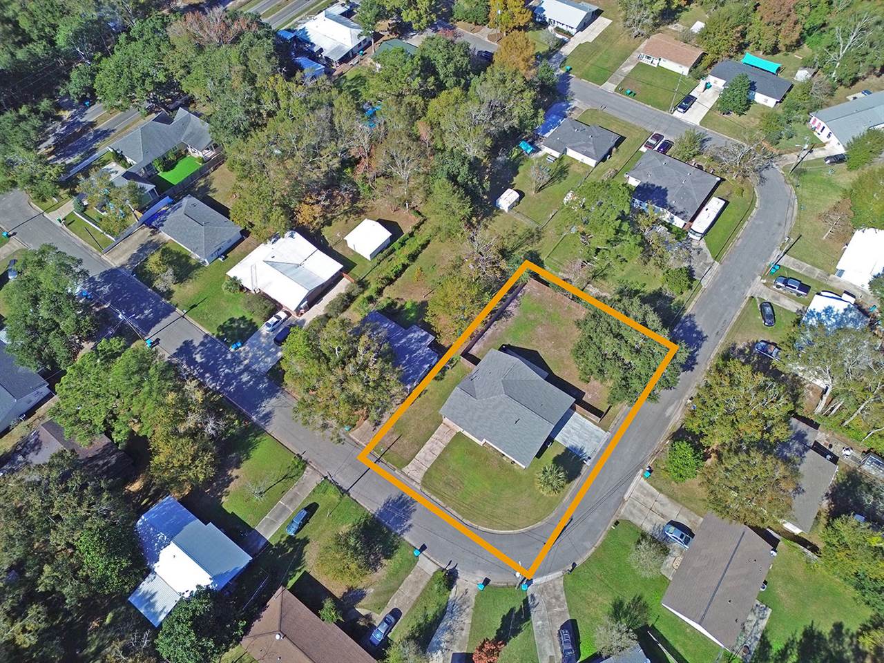 226 Audrey Circle, Ocean Springs, MS 39564