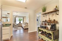 226 Audrey Circle, Ocean Springs, MS 39564