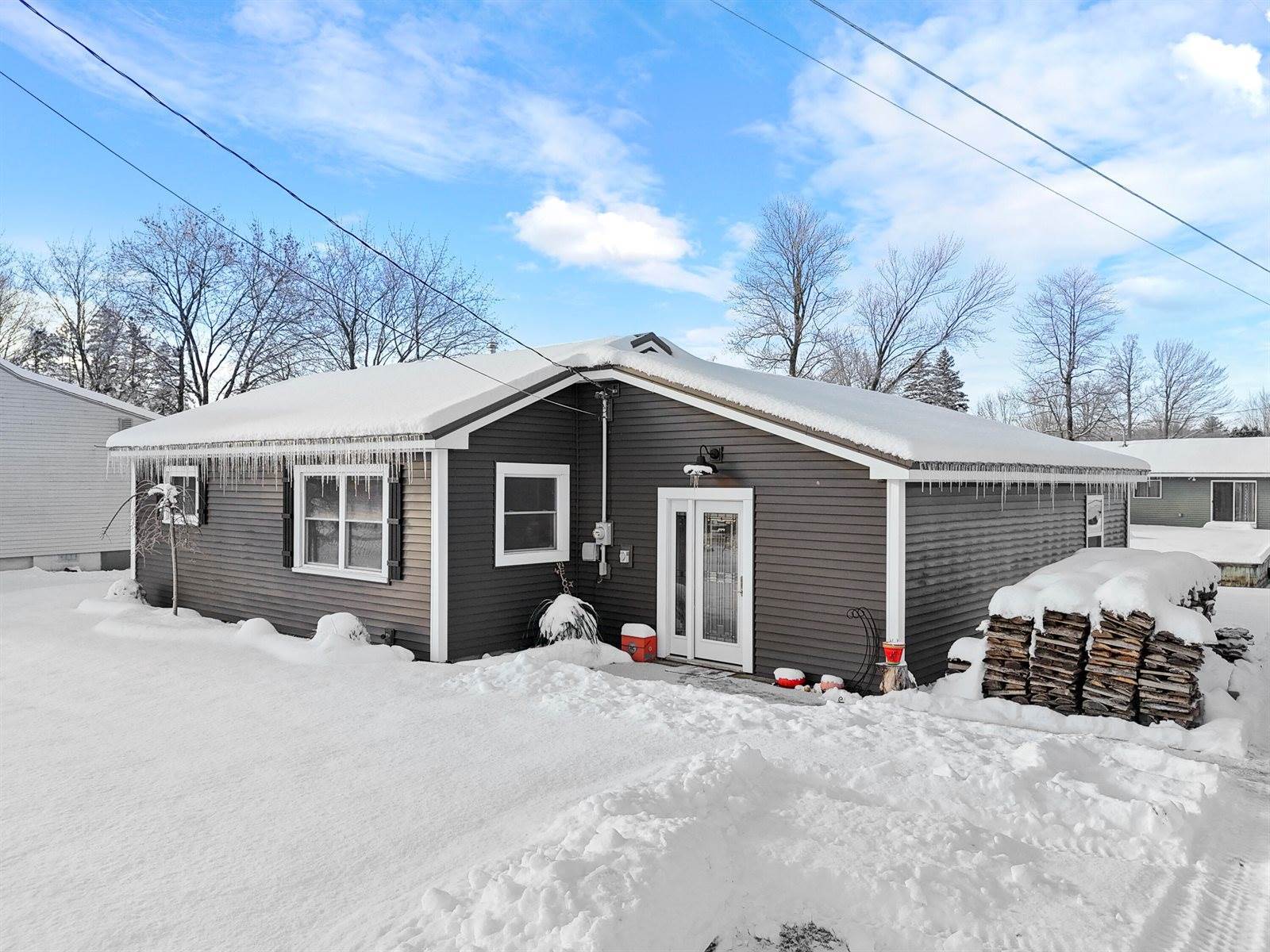 4675 Bradford Drive, Houghton Lake, MI 48629