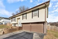 5058 Hartman Avenue, Omaha, NE 68104