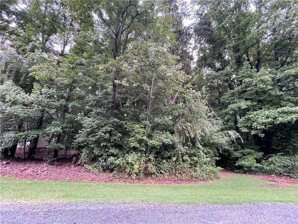 9131 Huntsman Road, Kernersville, NC 27284