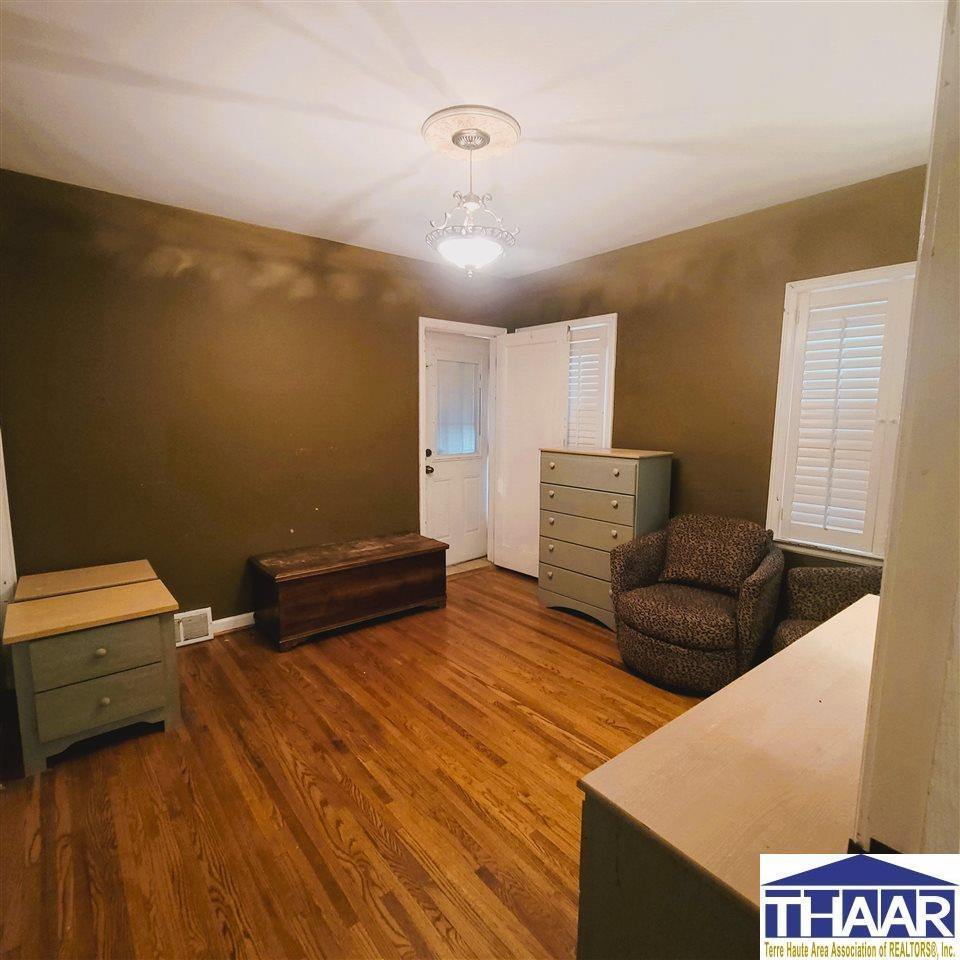 2710 Deming, Terre Haute, IN 47803