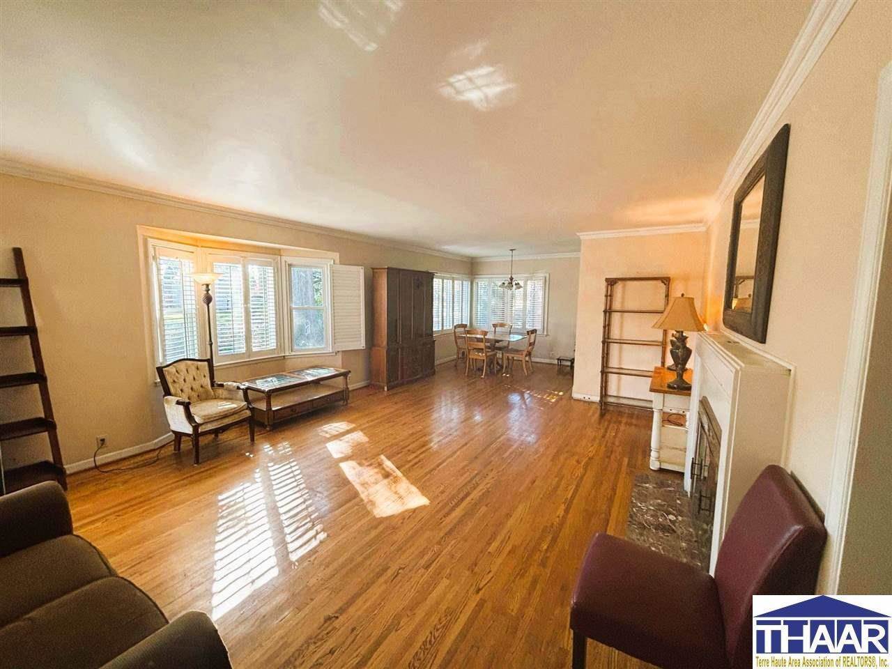 2710 Deming, Terre Haute, IN 47803